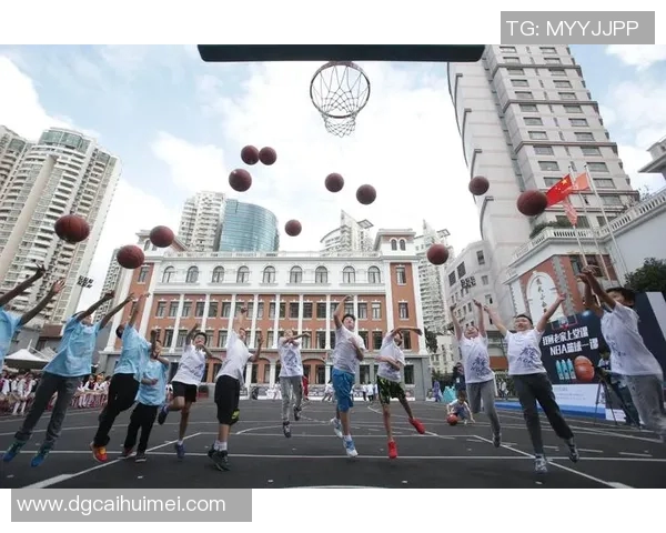 篮球新手必看：快速掌握基本技巧与实用策略的全面指南