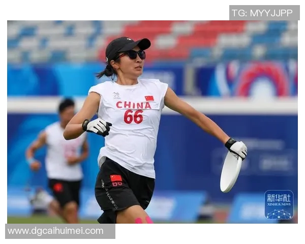 飞盘运动的魅力与挑战：深入成都飞盘队的灵活性与团队精神探讨