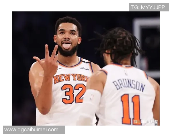 卡尔安东尼唐斯如何在NBA赛场上展现全能球技与领导力