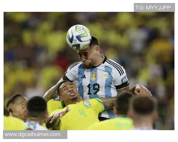 卡塔尼亚与锡耶纳的激烈对决展现足球魅力与战术智慧的巅峰较量