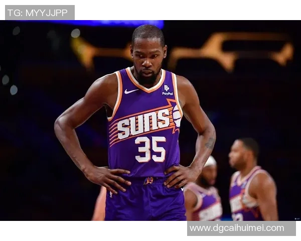 拉塞尔威斯布鲁克的篮球传奇与职业生涯的转折点分析