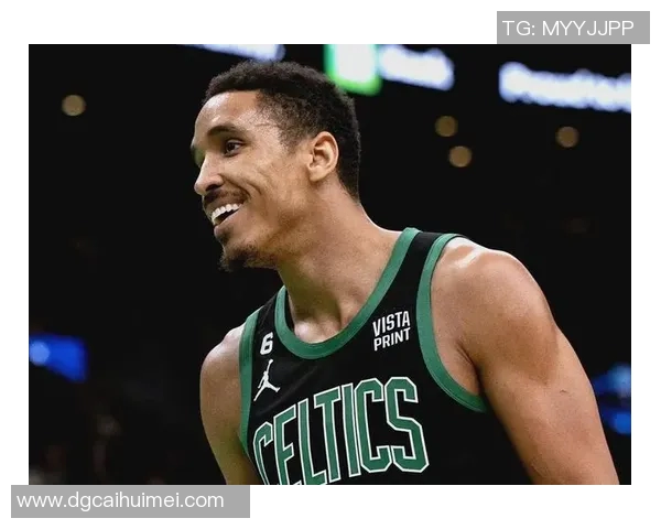 马尔科姆布罗格登：从新秀到全明星的篮球之路与成长故事