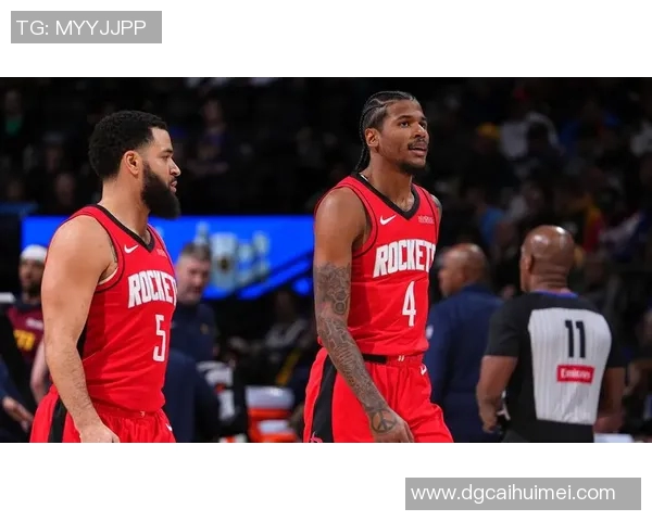 勇士与火箭精彩对决录像回放尽在腾讯视频快来观看不容错过的比赛瞬间