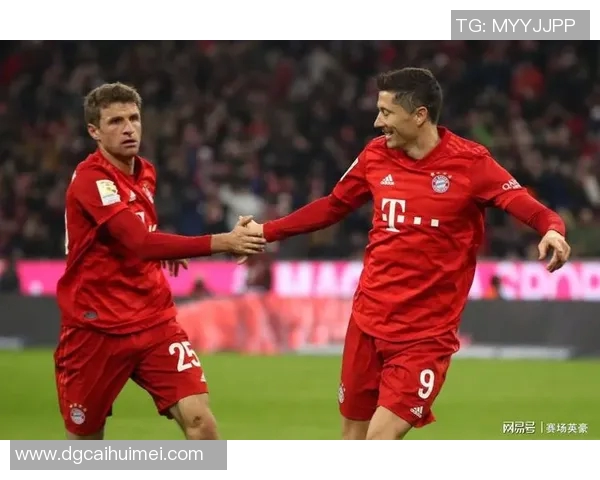 莱万携手球队再创辉煌追逐金靴梦想的足球传奇之路