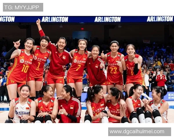 中国女排迎战美国队央视直播盛况回顾与精彩瞬间分析