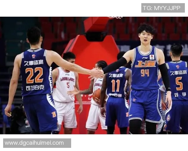 湘南比马迎战沙岩全力争胜展现球队实力与战术魅力