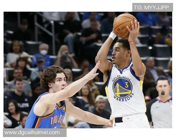 勇士与雷霆激战全场回放精彩瞬间回顾与分析