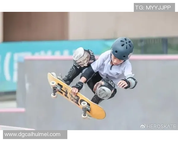 武汉滑板队的热血与梦想:深入了解滑板文化的崛起与发展 武汉滑板队的热血与梦想:深入了解滑板文化的崛起与发展